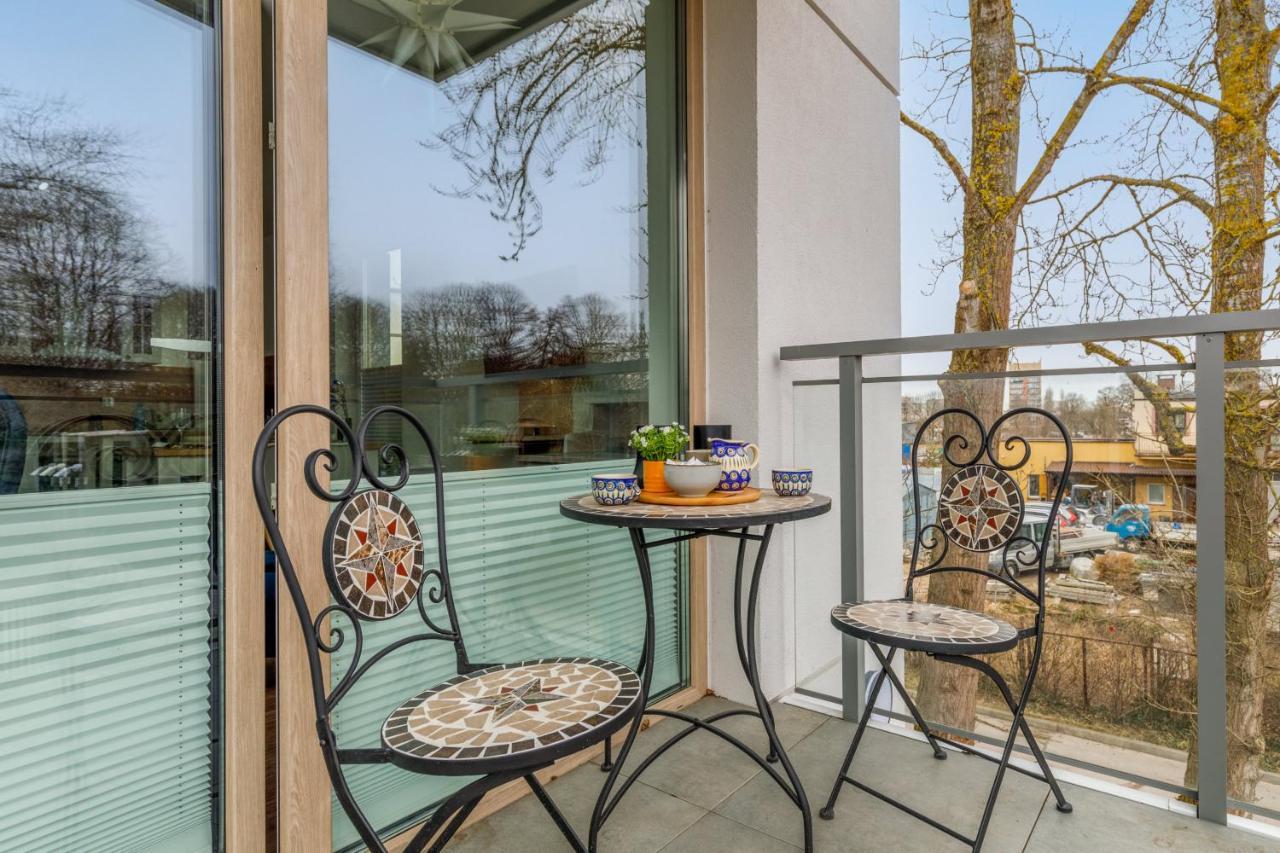 Green Square Apartment With Balcony Swinoujscie By Noclegi Renters Exterior foto
